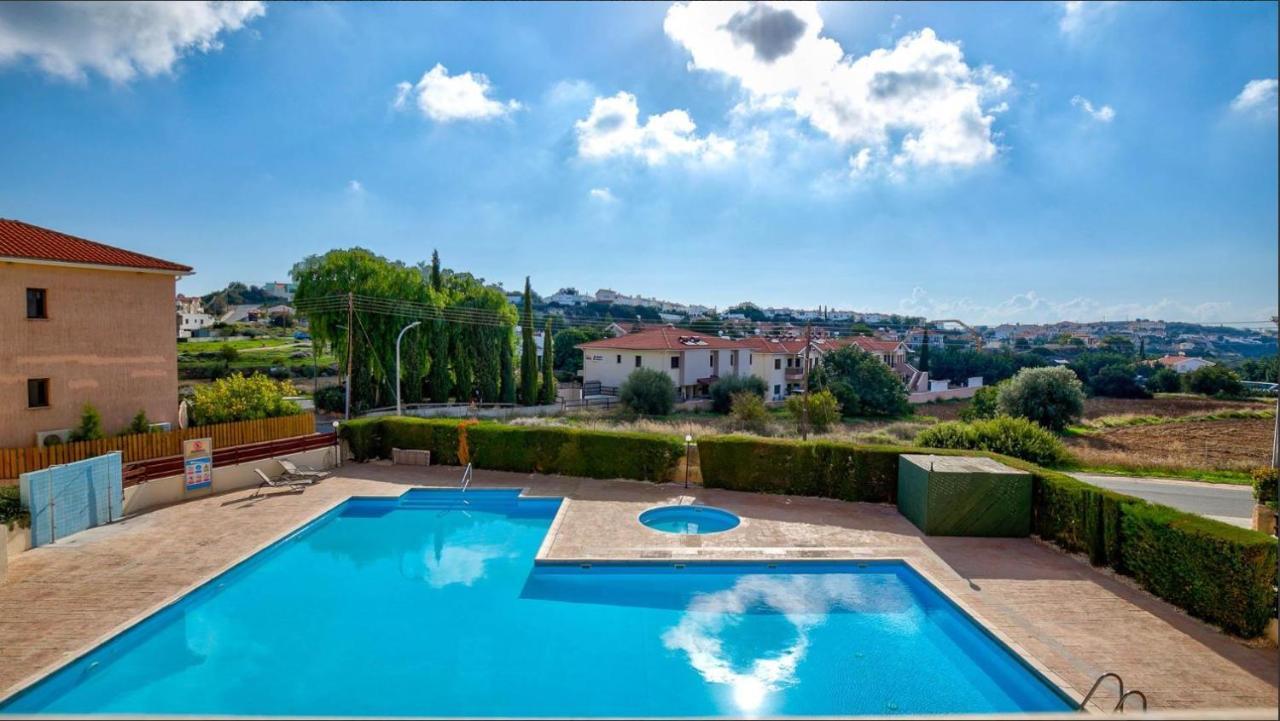 Spacious Contemporary Apartment Pissouri Ngoại thất bức ảnh